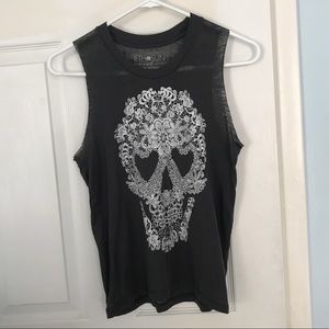 Skull tank
